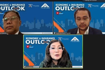 Tugure Webinar series bertajuk Economic and Insurance Outlook 2022